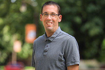 Loss named Sarkeys Distinguished Professor Award recipient