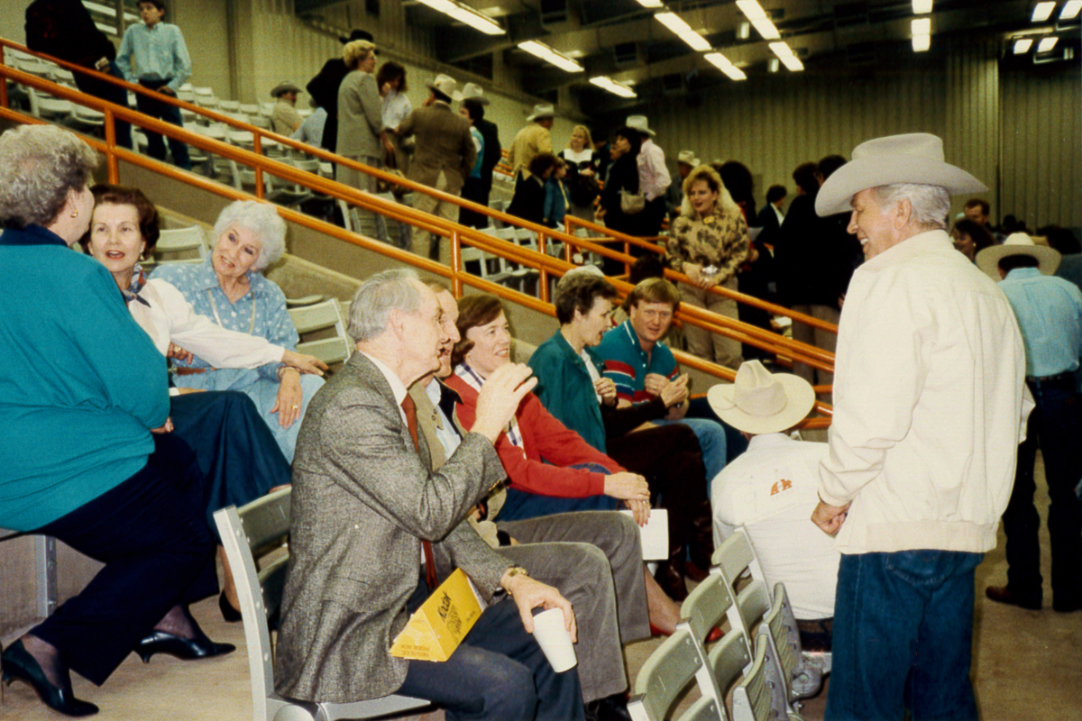 history50.jpg Bob Totusek with alumni