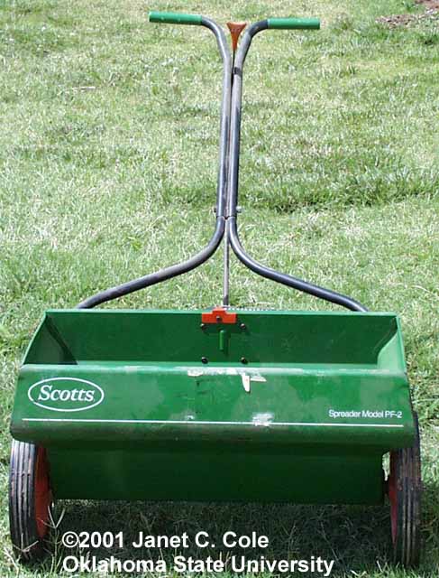 gravity drop spreader